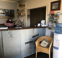 Nicholas Royal Motel - No Pets Allowed - C Tourism