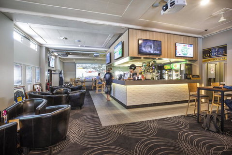 Nightcap At The Charles Hotel - C Tourism 3