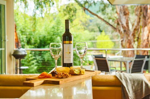 No.6 - Luxury Private Haven In The Heart Of Bright - C Tourism 0
