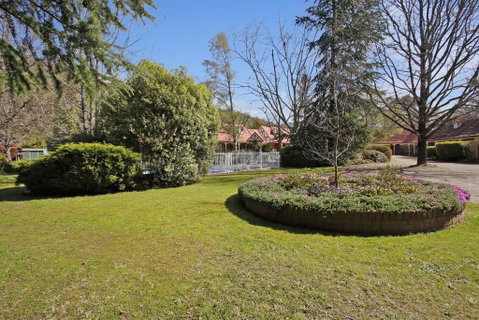 Oak Cottage - Tudor Village Unit 5 - C Tourism 3