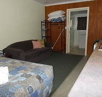Oakridge Motel Tourist Park - C Tourism