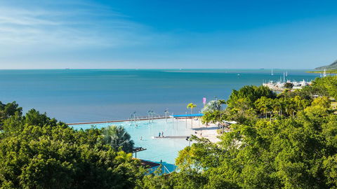 Oaks Cairns Hotel - C Tourism 1