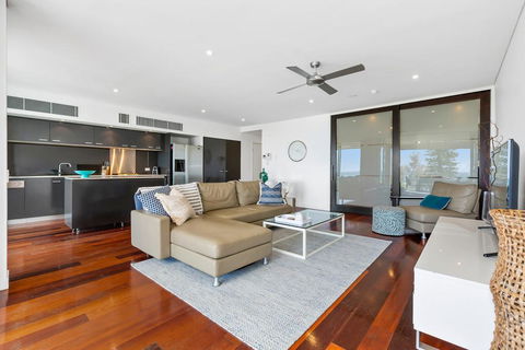 OCEAN VIEWS @ NOR NOR EAST 201 - C Tourism 3