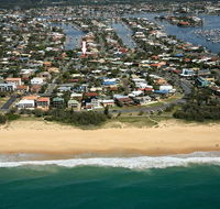 Oomoo 27b - 4 BDRM Townhouse - Close to Beaches - C Tourism