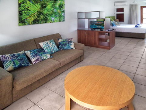 Palm Cove Beach Retreat - C Tourism 3