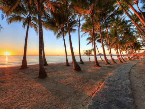 Palm Cove Beach Retreat - C Tourism 0