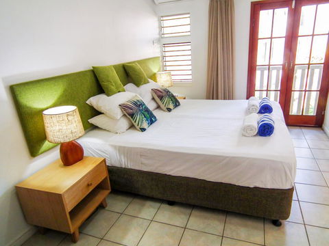 Palm Cove Beach Retreat - C Tourism 1