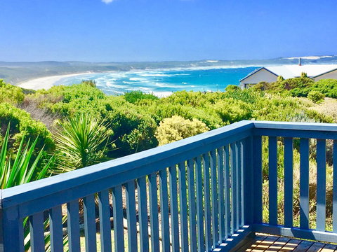 Panoramic Drive Holiday House - C Tourism 1