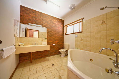 Paradise Lakes Motel Shepparton - C Tourism 3