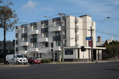Parkville Place Serviced Apartments - C Tourism 0
