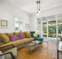 Paws Up Cottage - C Tourism