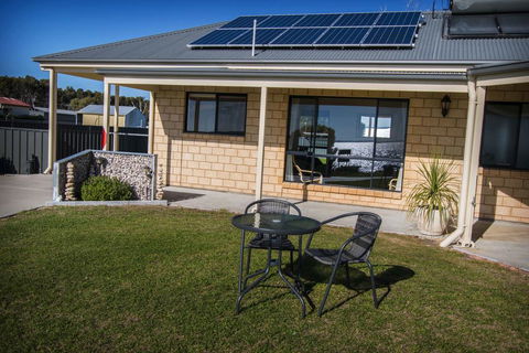 Pelican Perch Retreat - C Tourism 2