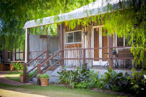 Peppercorn Cabin - C Tourism 1