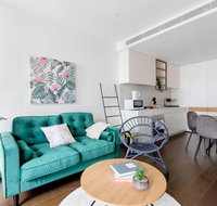 Perfect location 2 Bdrs apartmentGlen Waverley