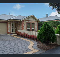 Perfect Location Central Modern Cottage - Free WiFi - C Tourism