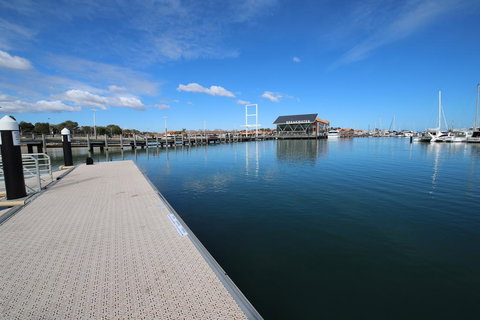 Perth Beachside Holiday House - C Tourism 2