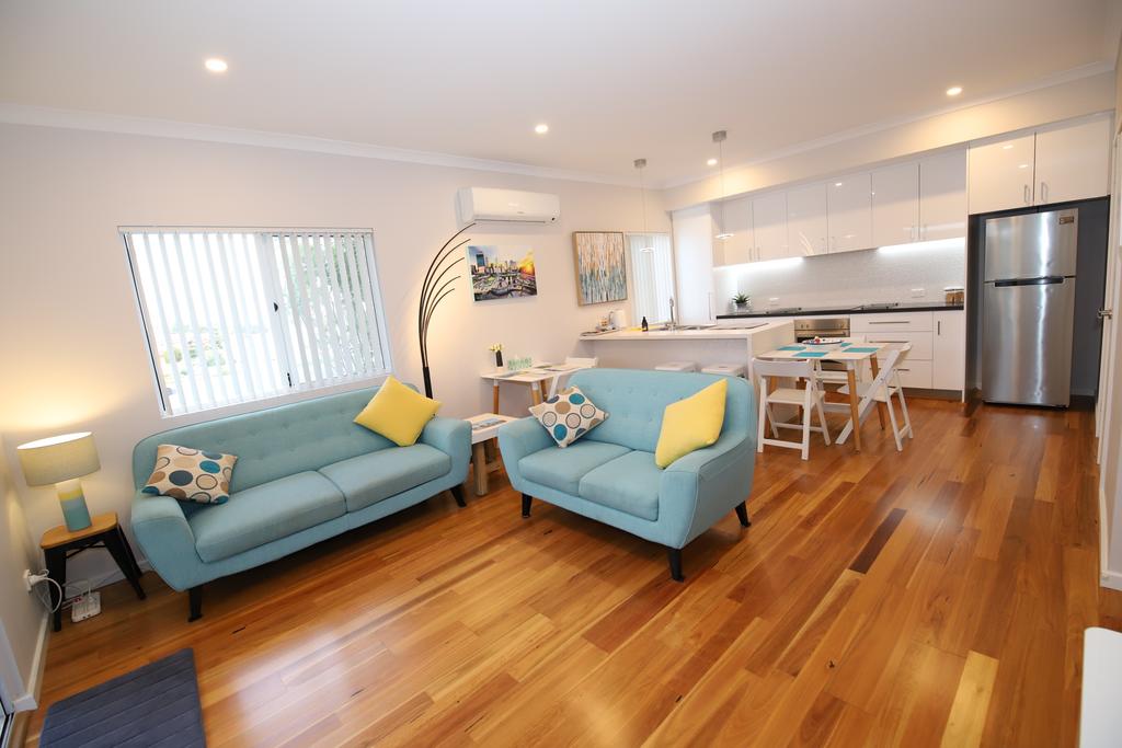 Kallaroo WA C Tourism