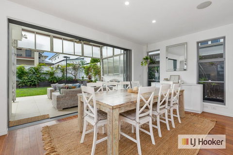 PIRIE BEACH House - C Tourism 2