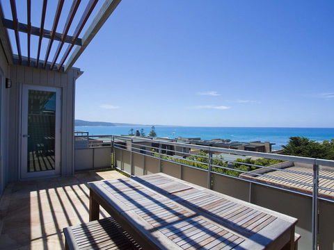POINT GREY APARTMENT 14 - The Point - C Tourism 1