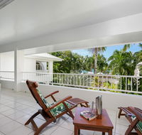 Poolside Apt in Alamanda Beachfront Resort 88 - C Tourism