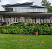 poppies house - C Tourism