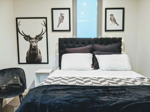 Presidential 3-bed 2-bath, Balcony, With Pool Included - C Tourism 3