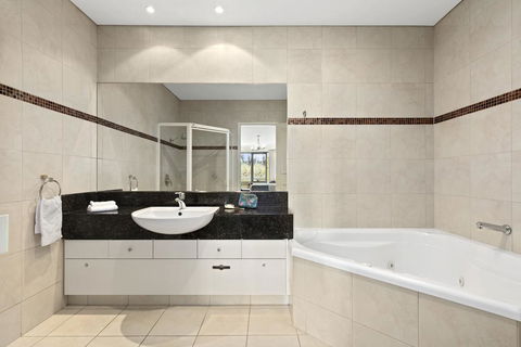 Quality Hotel Parklake Shepparton - C Tourism 3