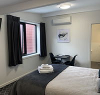 Queens Arms Hotel - C Tourism