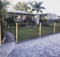 QUIRKY QUEENSLANDER 6 BEDROOM HOME - C Tourism