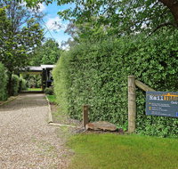 Rail Trail Cottage - BRIGHT - C Tourism