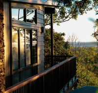 Rainforest Gardens - Luxury Hillside Chalets with Views to Bay  Islands - C Tourism