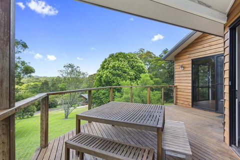 Ravensbourne Escape- Rose Alyce - C Tourism 3