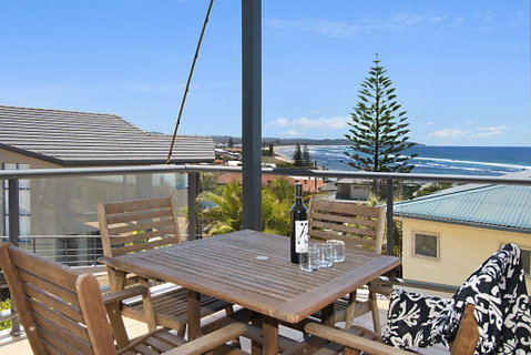 Reef - Located At Lennox Head - C Tourism 1