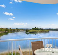 Reflections Holiday Apartments - C Tourism
