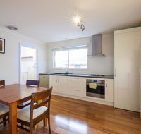 Rent Melbourne - C Tourism