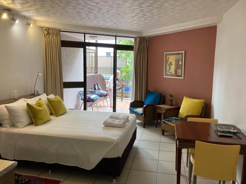 RENTAL: All $ Inclusive, Tidy Renovated Studio Apartment On The Strand, Pool,  - C Tourism 1
