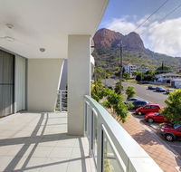 Resort Style Apartment On Gregory - C Tourism
