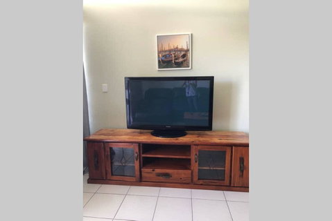 Resort Style Apartment On Gregory - C Tourism 3