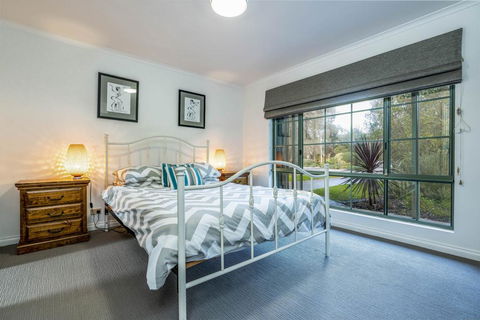 RIPPLE DREAM - INVERLOCH - C Tourism 1