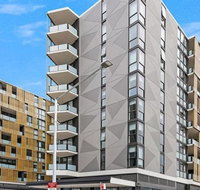 Riverside apartment Next to Sydney Olympic Park - C Tourism