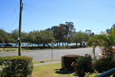 RIVERVIEW, UNIT 6, CURRUMBIN - C Tourism 0