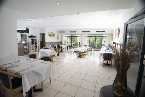 Rockpool Motor Inn - C Tourism 1