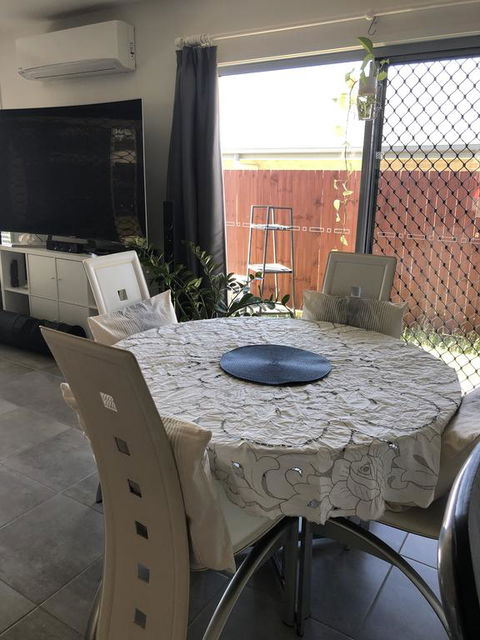 Room In Gold Coast - C Tourism 2