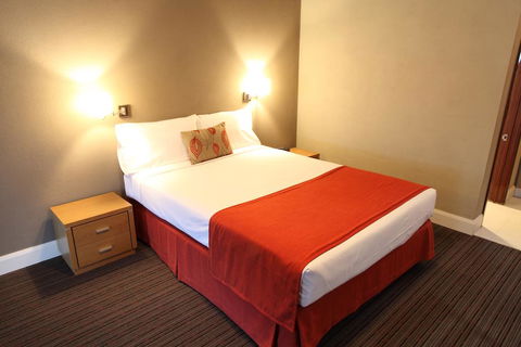 Rose & Crown Hotel - C Tourism 2