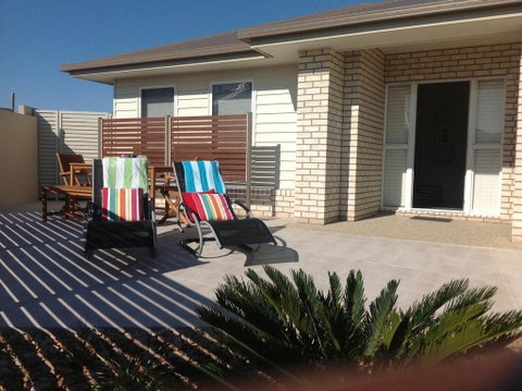 SALTY PAUSE @ BONDI HOUSE - C Tourism 3