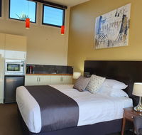 Sanctuary Hill Retreat - C Tourism