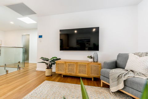 Sandcastle, 26a Winsor Street - C Tourism 2
