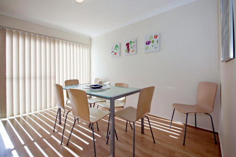 Sandcastles, 2/23 Robinson Street - C Tourism 2