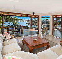 SCHMAN55-WATERFRONT RESORT-STYLE ENTERTAINER - C Tourism