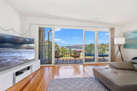 SEA NOOK - Seconds From The Beach - C Tourism 1